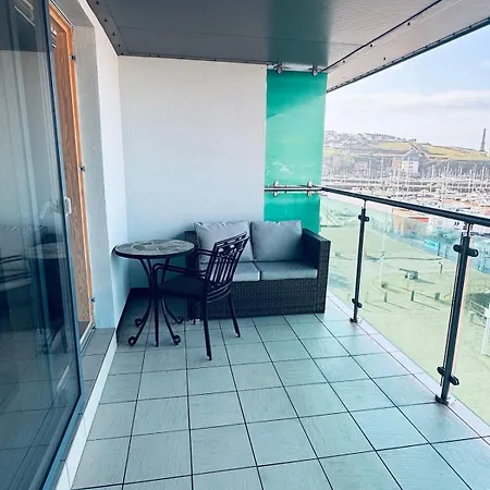 Pears Apartment