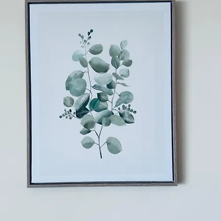 Pears - 1 Bedroom - Sleeps 2 *